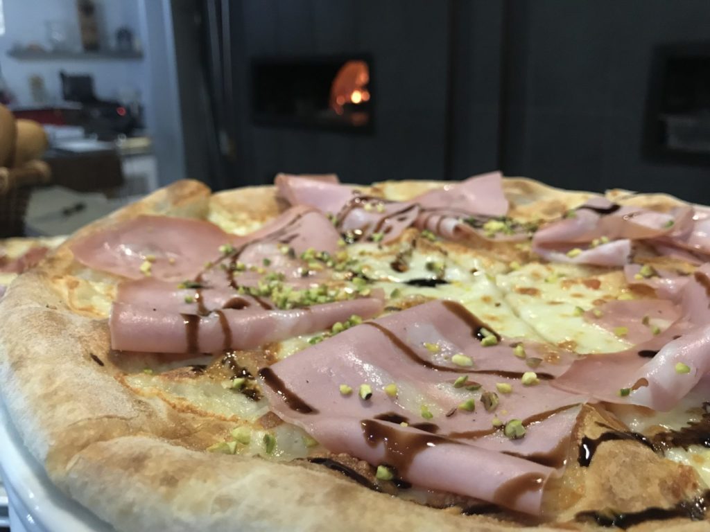 Pizzeria